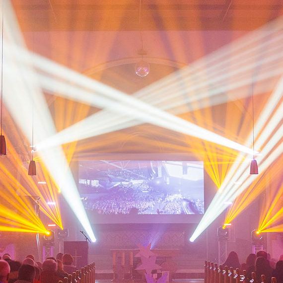 Lichtshow in der Teuschnitzer Pfarrkirche