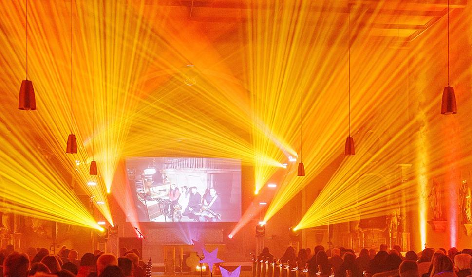 Lichtshow in der Teuschnitzer Pfarrkirche